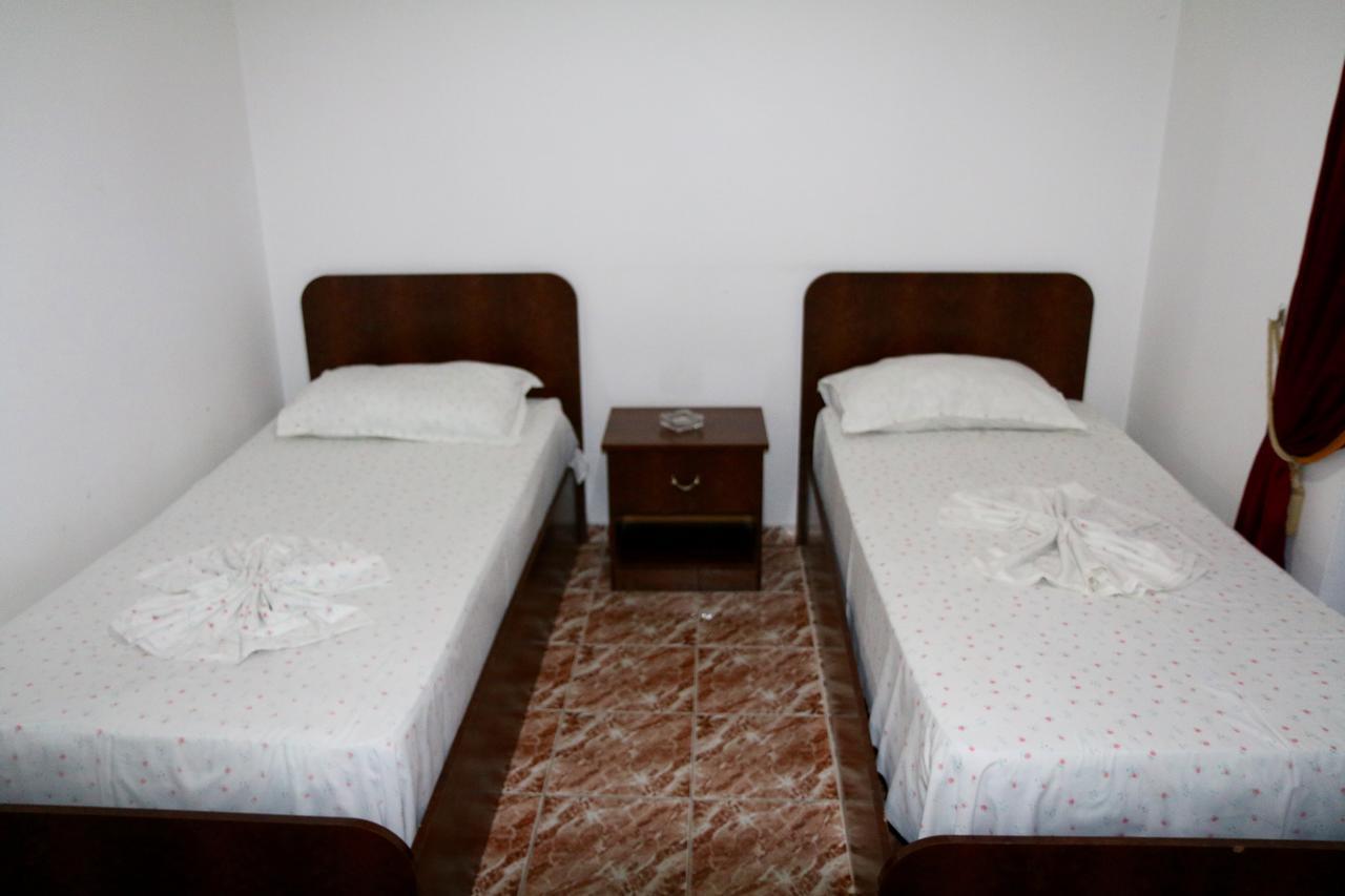 Hotel President 格勒姆 外观 照片