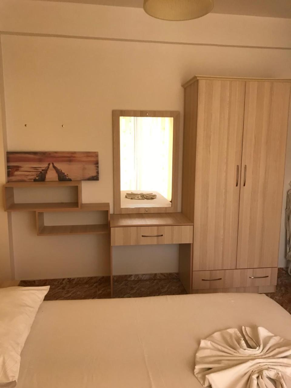Hotel President 格勒姆 外观 照片