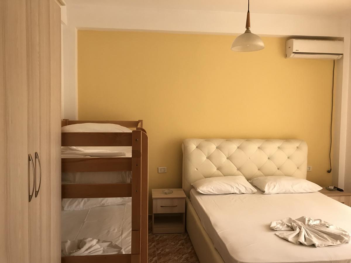 Hotel President 格勒姆 外观 照片